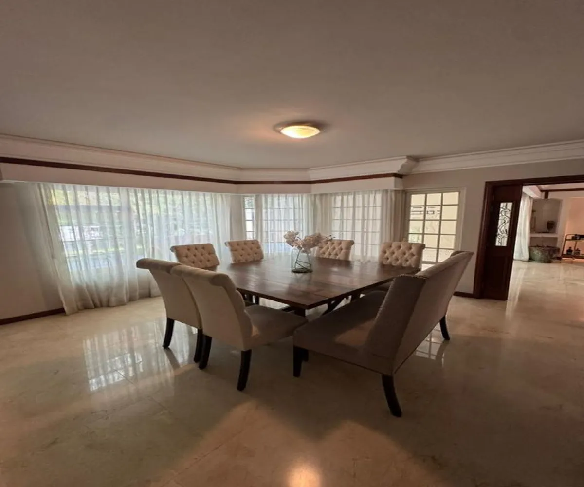 Casa En Venta,Bugambilias,Callejón de los Claveles S/N, Zapopan, Jalisco 45237, 4 Habitaciones,4 Baños,Callejón de los Claveles,1,pVi7Og8