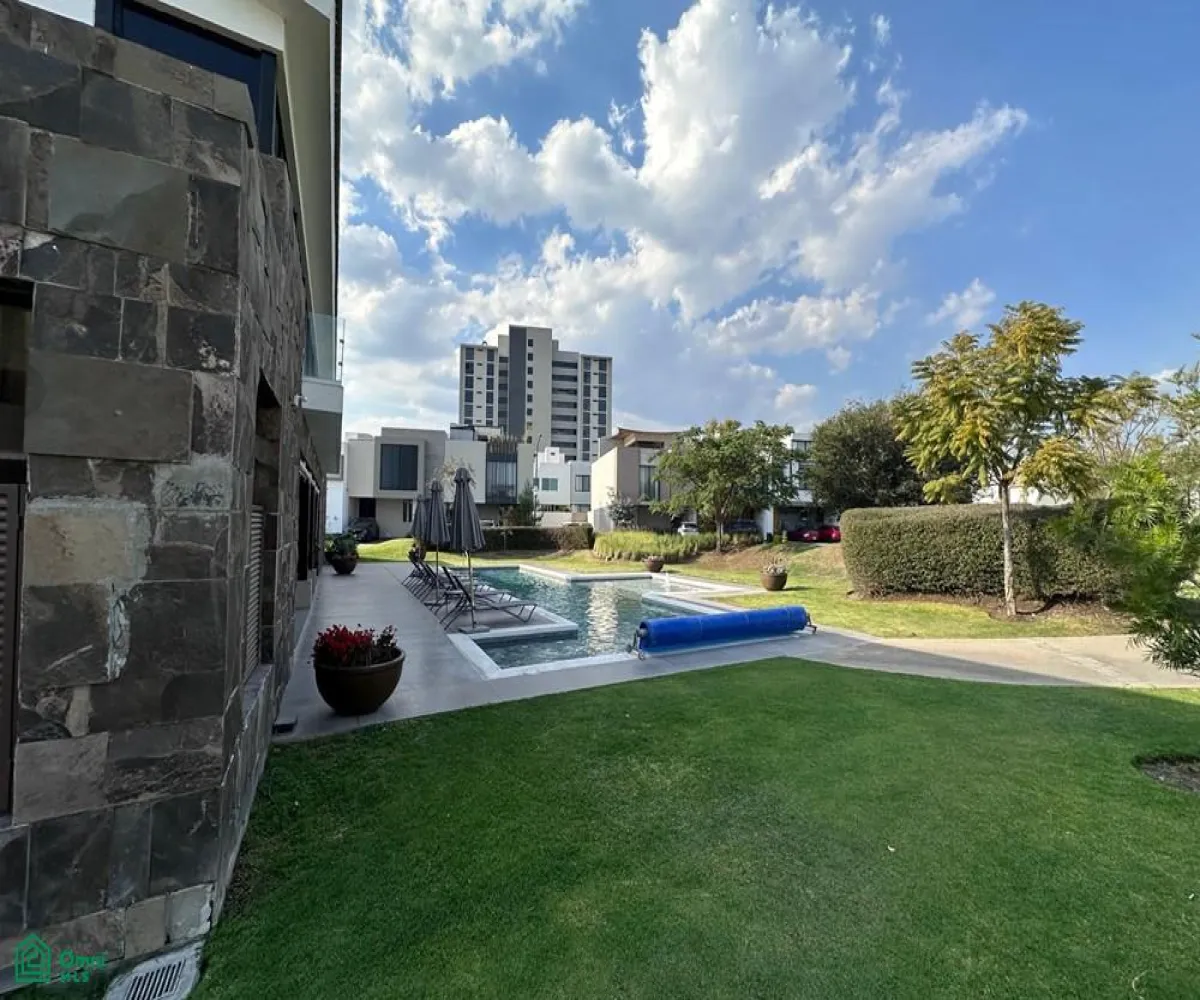 Casa En Venta,Punto Sur,Calle Magallanes, Fracc. Punto Sur Este 1130, Tlajomulco de Zuniga, Jalisco 45600, 3 Habitaciones,3 Baños,Calle Magallanes, Fracc. Punto Sur Este,2,MX251021113