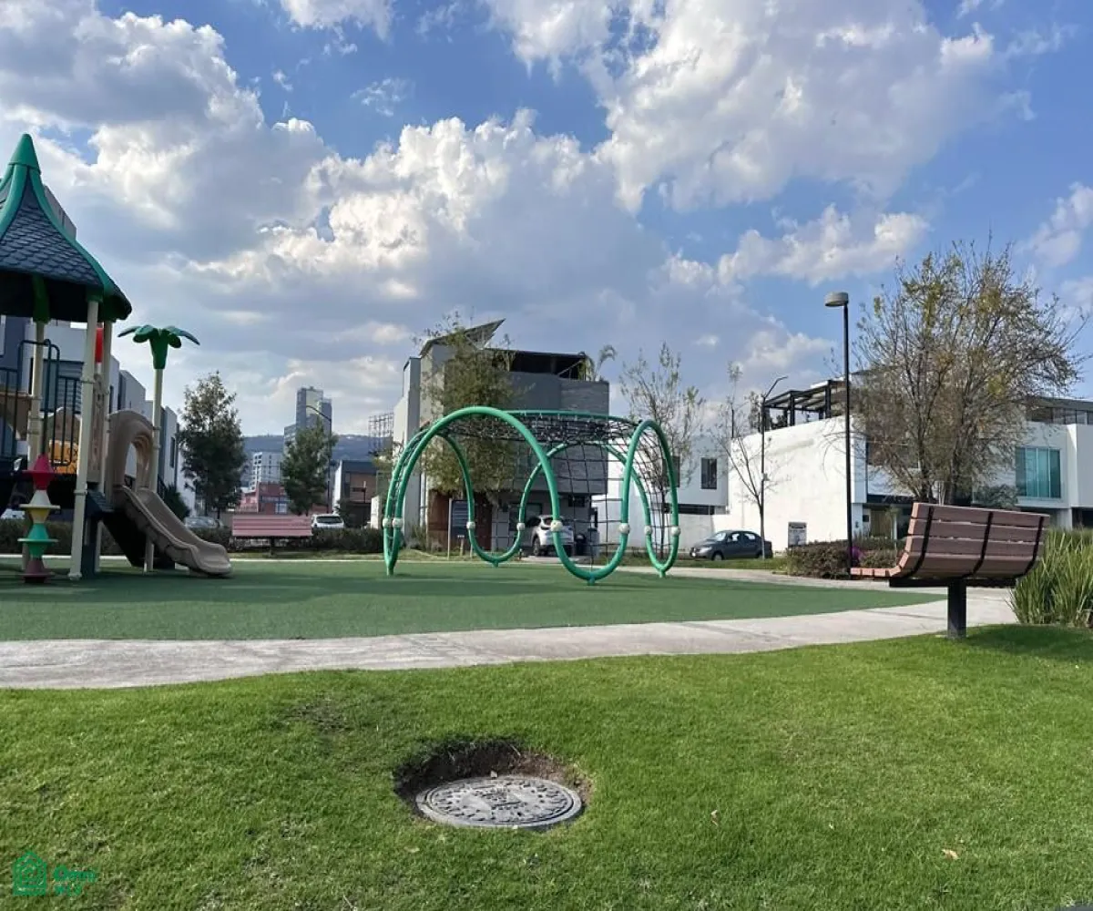 Casa En Venta,Punto Sur,Calle Magallanes, Fracc. Punto Sur Este 1130, Tlajomulco de Zuniga, Jalisco 45600, 3 Habitaciones,3 Baños,Calle Magallanes, Fracc. Punto Sur Este,2,MX251021113