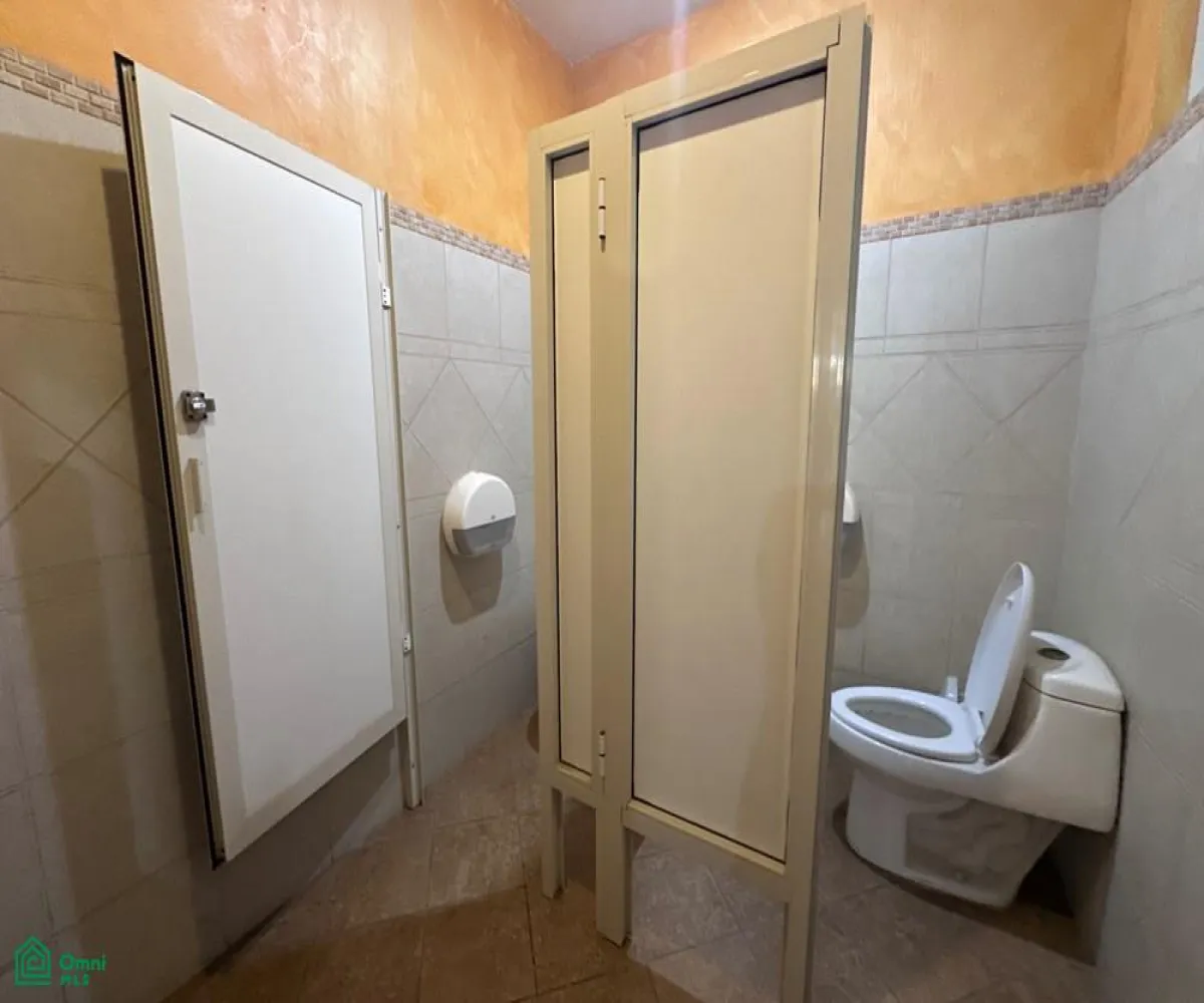 Local En Venta,San Antonio Tlayacapan,carretera chapala - jocotepec 123, Chapala, Jalisco 45922,carretera chapala - jocotepec,MX251017166