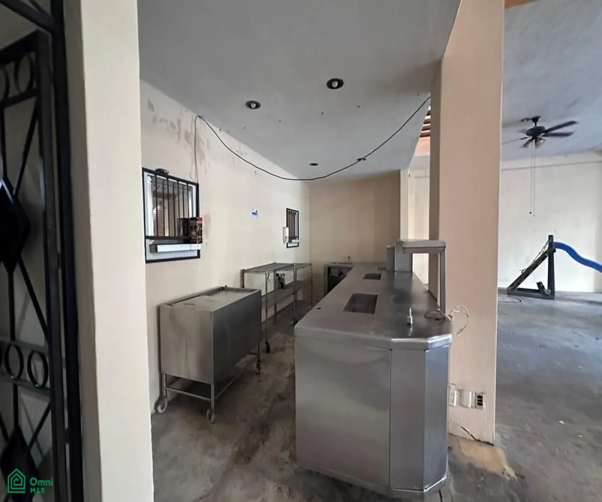 Local En Venta,San Antonio Tlayacapan,carretera chapala - jocotepec 123, Chapala, Jalisco 45922,carretera chapala - jocotepec,MX251017166