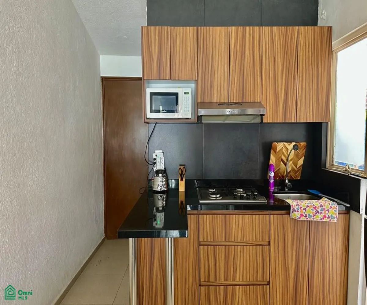 Casa En Venta,Fraccionamiento Villas Del Mirador,Prolongación Rio Blanco 1217, Zapopan, Jalisco 45133, 2 Habitaciones,1 Baño,Prolongación Rio Blanco,1,MX251022017