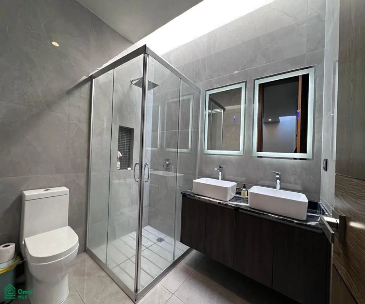 Casa En Renta,Punto Sur,Calle Magallanes, Fracc. Punto Sur Este 1130, Tlajomulco de Zuniga, Jalisco 45600, 3 Habitaciones,3 Baños,Calle Magallanes, Fracc. Punto Sur Este,2,MX251022025