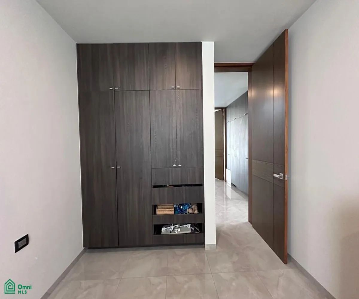 Casa En Renta,Punto Sur,Calle Magallanes, Fracc. Punto Sur Este 1130, Tlajomulco de Zuniga, Jalisco 45600, 3 Habitaciones,3 Baños,Calle Magallanes, Fracc. Punto Sur Este,2,MX251022025