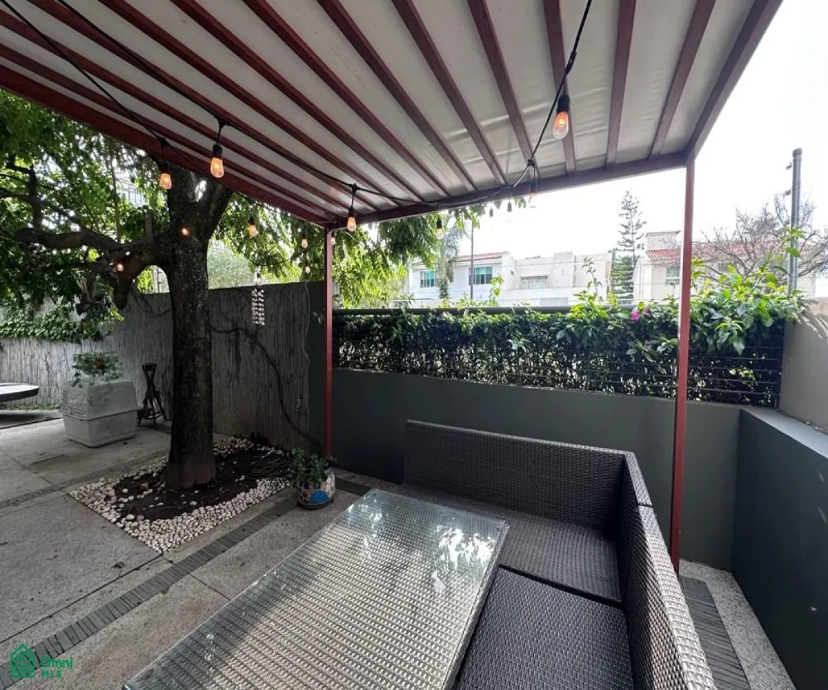 Casa En Venta,Solares Residencial,Paseo la Luna 300, Zapopan, Jalisco 45019, 4 Habitaciones,4 Baños,Paseo la Luna,2,MX251022035