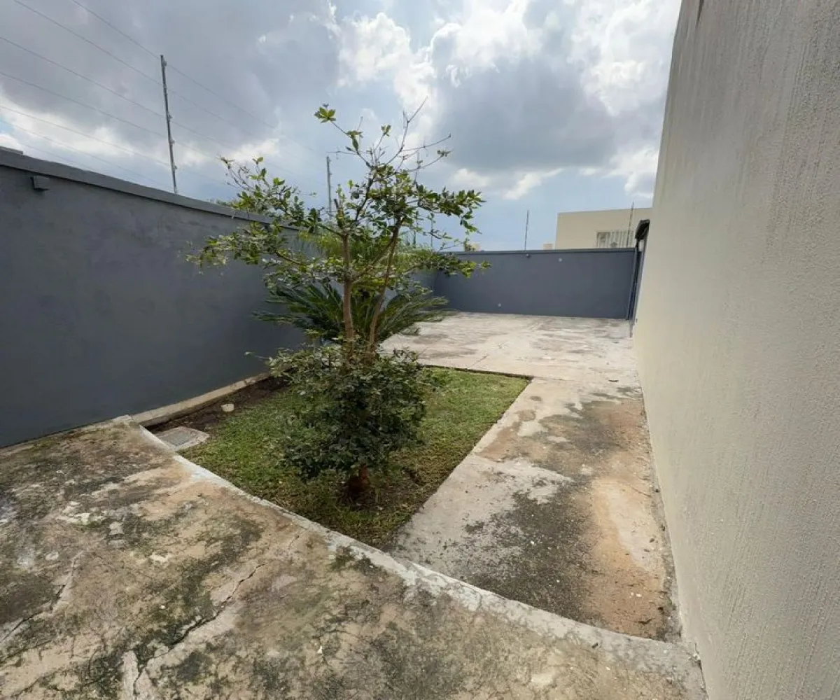 Casa En Venta,JARDINES De San Gonzalo,Tulipán 3850 138, Zapopan, Jalisco 45134, 3 Habitaciones,2 Baños,Tulipán,1,pBBdMz5