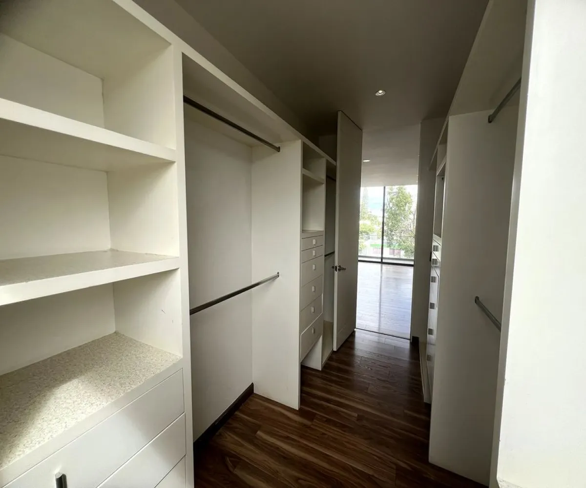 Departamento En Renta,Arcos Vallarta,Calle Justo Sierra 2541 5, Guadalajara, Jalisco 44130, 3 Habitaciones,3 Baños,Calle Justo Sierra,1,pEurLeR