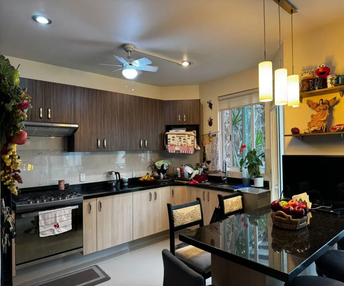 Casa En Renta,Bosques de Santa Anita,Avenida Bosques 1064, Tlajomulco de Zúñiga, Jalisco 45640, 6 Habitaciones,5 Baños,Avenida Bosques,2,p7Me3XK