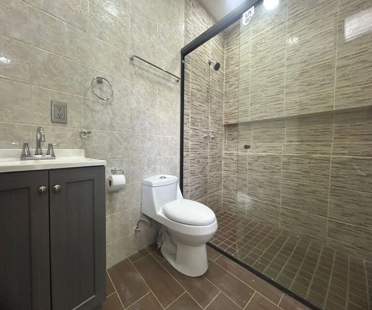 Casa En Renta,Americana,Calle Escorza 417, Guadalajara, Jalisco 44160, 5 Habitaciones,6 Baños,Calle Escorza,1,p1f0sRv