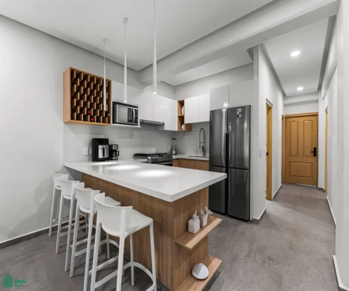 Departamento En Venta,Marina Vallarta,Avenida Paseo de la marina 3, Puerto Vallarta, Jalisco 48354, 2 Habitaciones,Avenida Paseo de la marina,1,MX251023034