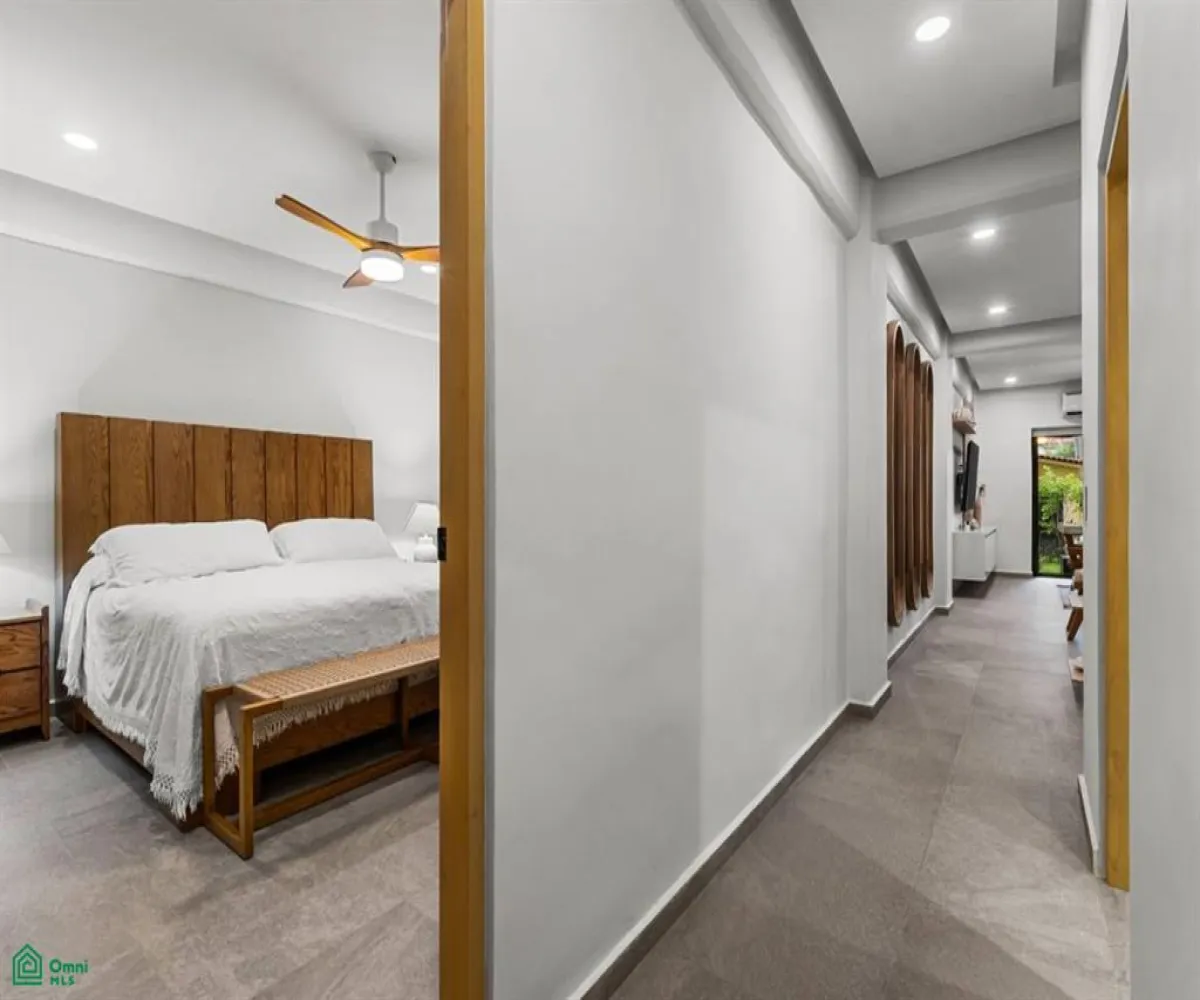 Departamento En Venta,Marina Vallarta,Avenida Paseo de la marina 3, Puerto Vallarta, Jalisco 48354, 2 Habitaciones,Avenida Paseo de la marina,1,MX251023034