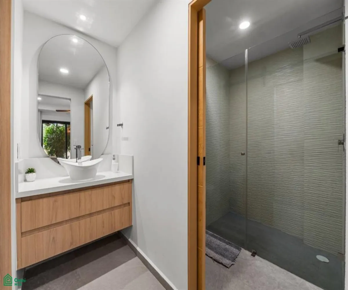 Departamento En Venta,Marina Vallarta,Avenida Paseo de la marina 3, Puerto Vallarta, Jalisco 48354, 2 Habitaciones,Avenida Paseo de la marina,1,MX251023034