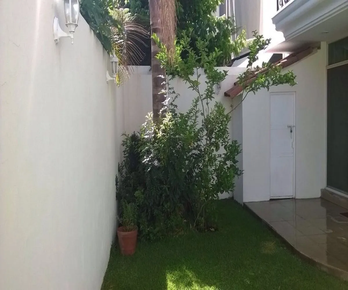 Casa En Venta,El Manantial,coto 5 calle pinos S/N, Tlajomulco de Zúñiga, Jalisco 45645, 3 Habitaciones,3 Baños,coto 5 calle pinos,2,pqTWFjS