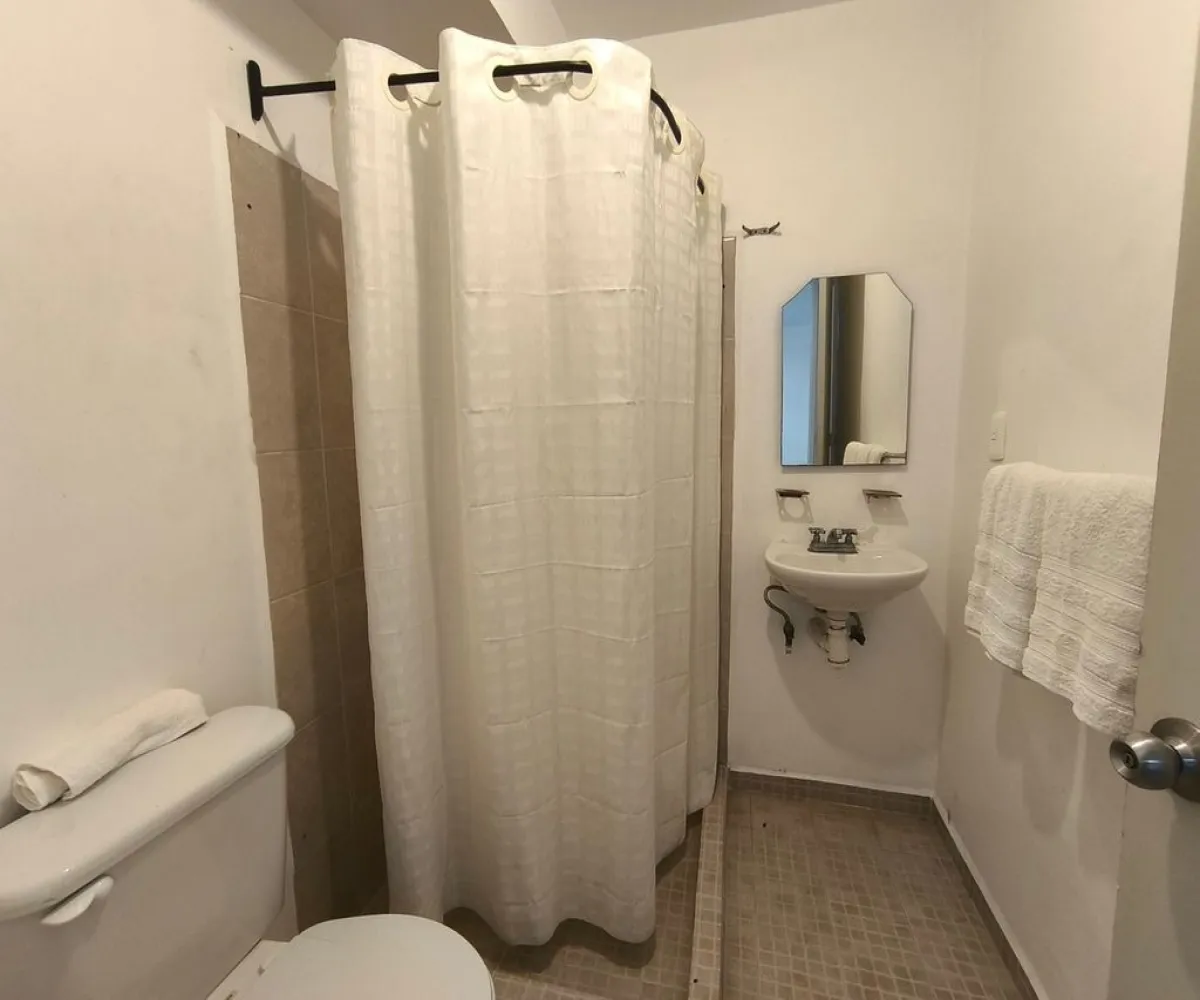 Casa En Venta,Nogales,Circuito Nogales 490, Tlajomulco de Zúñiga, Jalisco 45694, 3 Habitaciones,2 Baños,Circuito Nogales,1,pX05mW2