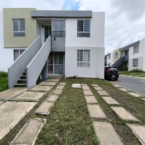 Casa En Venta,Nogales,Circuito Nogales 490, Tlajomulco de Zúñiga, Jalisco 45694, 3 Habitaciones,2 Baños,Circuito Nogales,1,pX05mW2