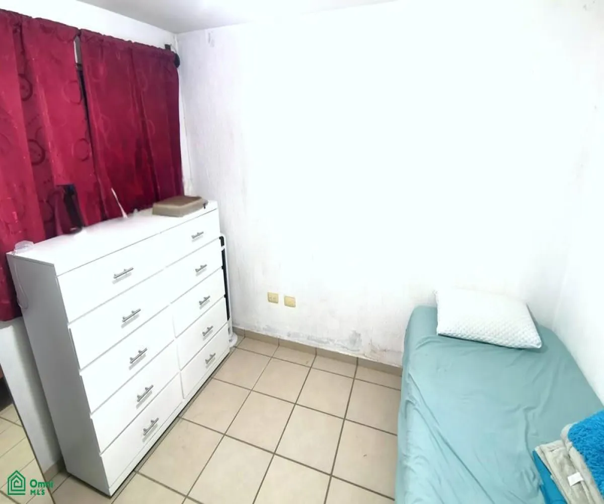 Casa En Venta,Fraccionamiento Banus,Av. Real Banus 1000, Tlajomulco de Zuniga, Jalisco 45640, 3 Habitaciones,1 Baño,Av. Real Banus,2,MX251023116