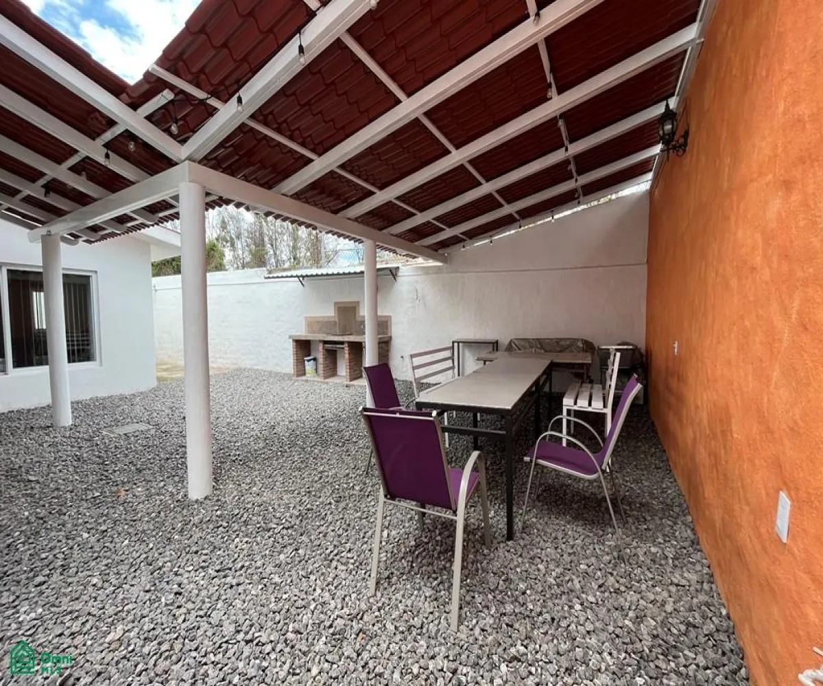 Casa En Venta,Fraccionamiento Agua Escondida,Puerto Márquez 28, Guadalajara, Jalisco 45462, 3 Habitaciones,2 Baños,Puerto Márquez,1,MX251023134