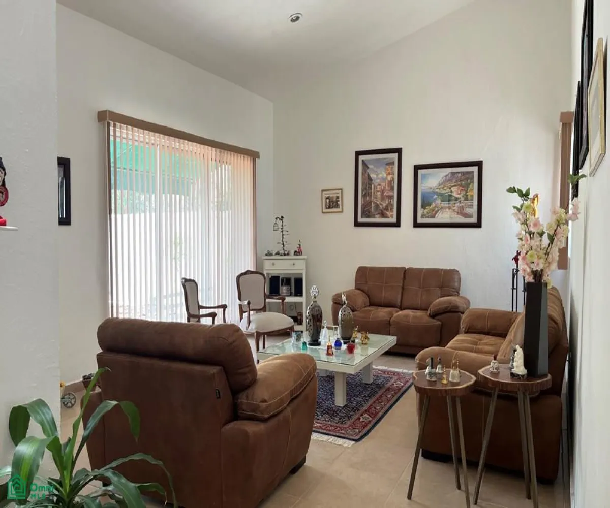 Casa En Venta,Fraccionamiento Agua Escondida,Puerto Márquez 28, Guadalajara, Jalisco 45462, 3 Habitaciones,2 Baños,Puerto Márquez,1,MX251023134