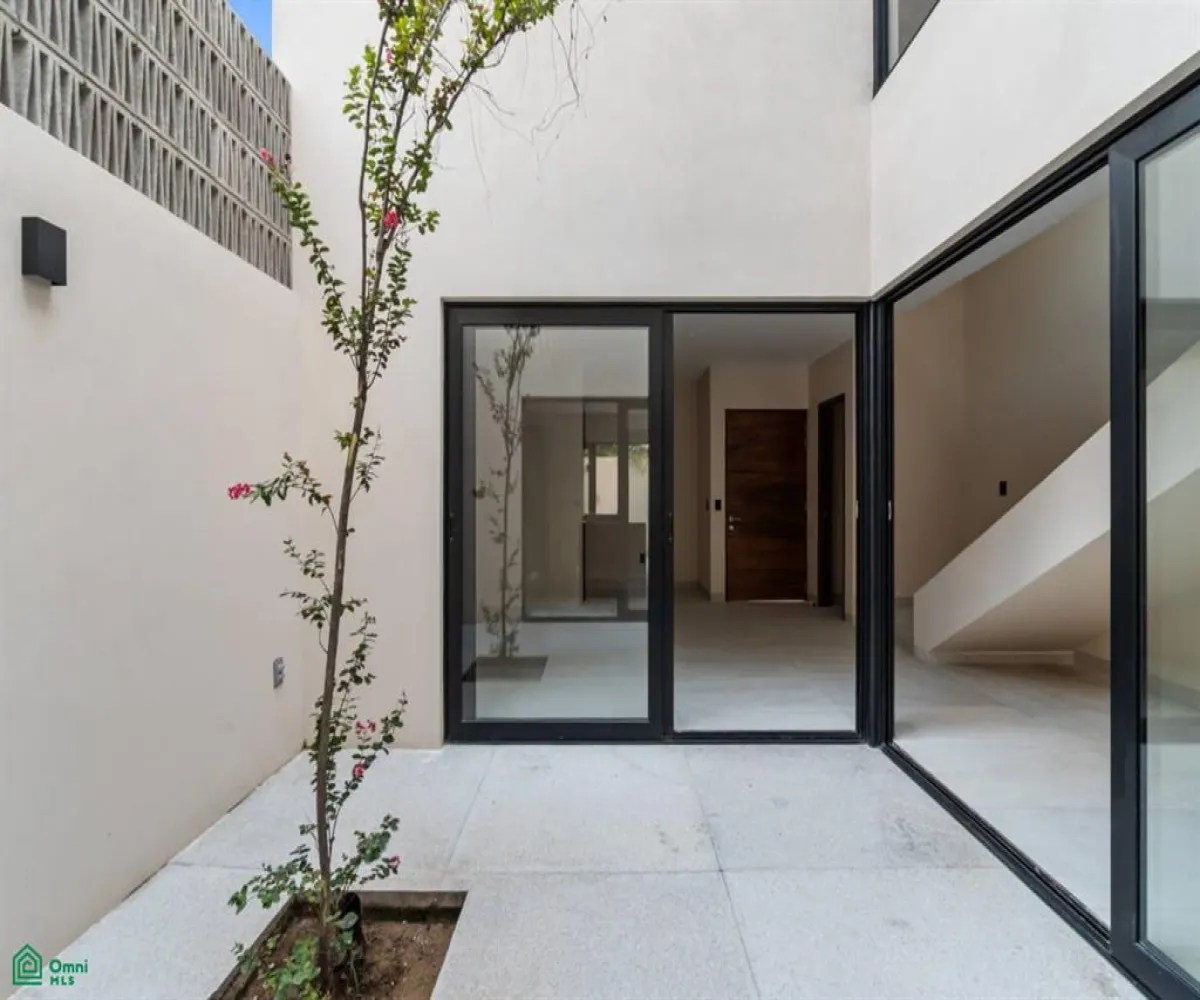 Casa En Venta,Villa de Guadalupe,Independencia 1313, Puerto Vallarta, Jalisco 48290, 3 Habitaciones,2 Baños,Independencia,MX25689029