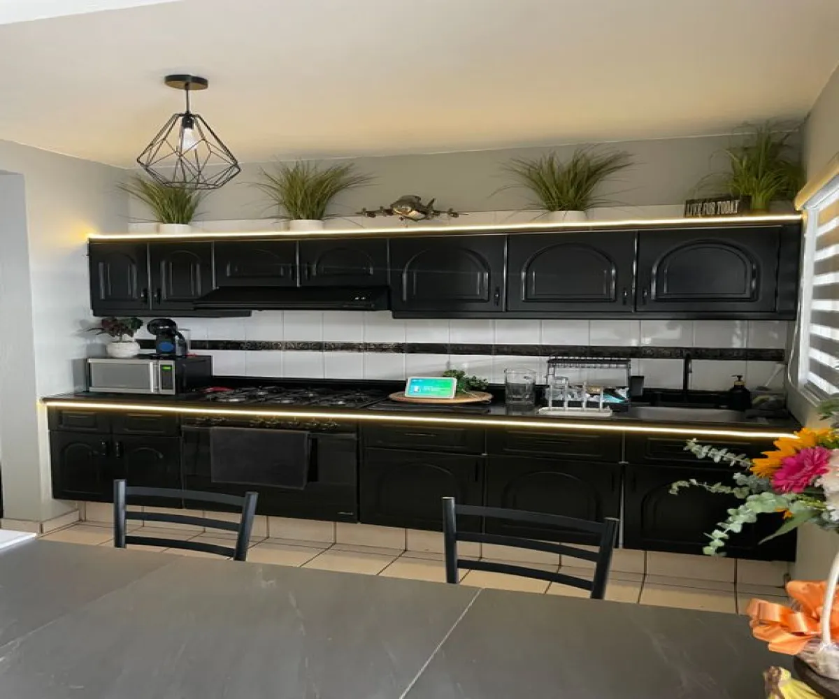 Casa En Venta,Granja,Calzada De Los Cipréses 7418, Zapopan, Jalisco 45010, 3 Habitaciones,3 Baños,Calzada De Los Cipréses,2,pUk7PXE