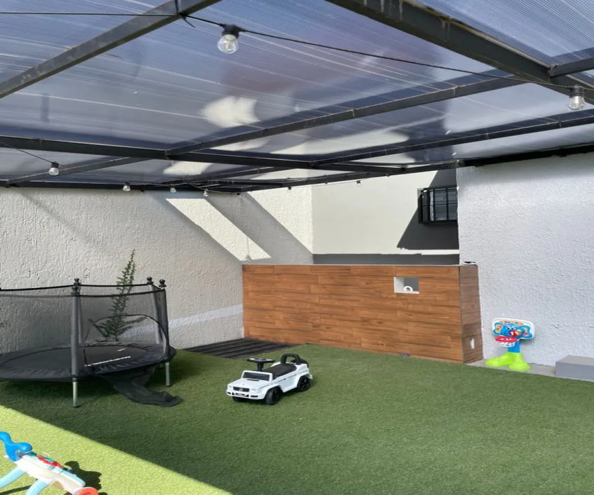 Casa En Venta,Granja,Calzada De Los Cipréses 7418, Zapopan, Jalisco 45010, 3 Habitaciones,3 Baños,Calzada De Los Cipréses,2,pUk7PXE