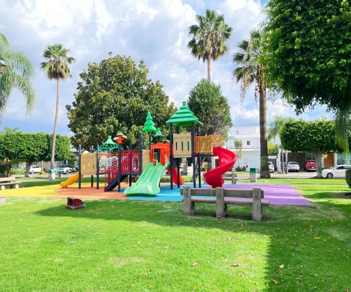 Casa En Venta,Jardín Real,Boulevard Jardín Real Oriente S/N 79, Zapopan, Jalisco 45136, 3 Habitaciones,3 Baños,Boulevard Jardín Real Oriente,2,pkE2r7B