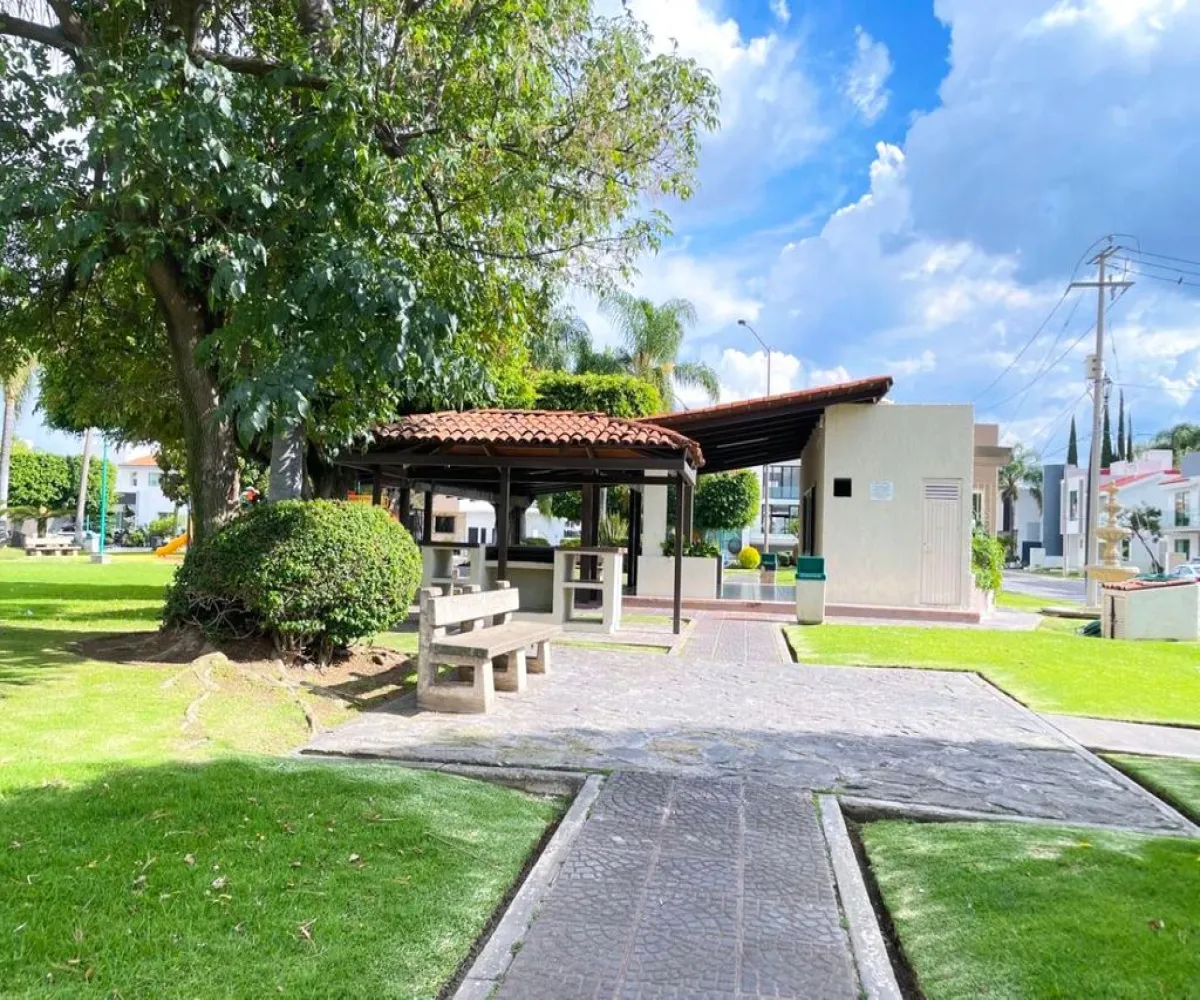 Casa En Venta,Jardín Real,Boulevard Jardín Real Oriente S/N 79, Zapopan, Jalisco 45136, 3 Habitaciones,3 Baños,Boulevard Jardín Real Oriente,2,pkE2r7B