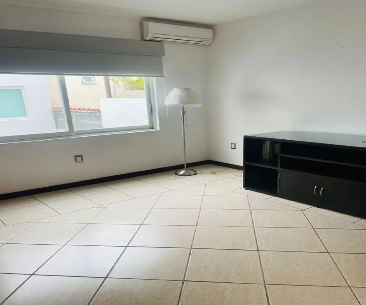 Casa En Venta,Jardín Real,Boulevard Jardín Real Oriente S/N 79, Zapopan, Jalisco 45136, 3 Habitaciones,3 Baños,Boulevard Jardín Real Oriente,2,pkE2r7B