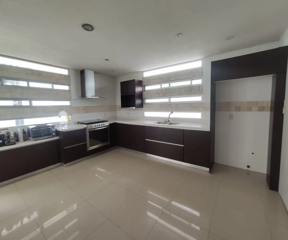 Casa En Renta,Los castaños,Avenida Naciones Unidas 7500 113, Zapopan, Jalisco 45110, 3 Habitaciones,3 Baños,Avenida Naciones Unidas,1,pVfxTcV