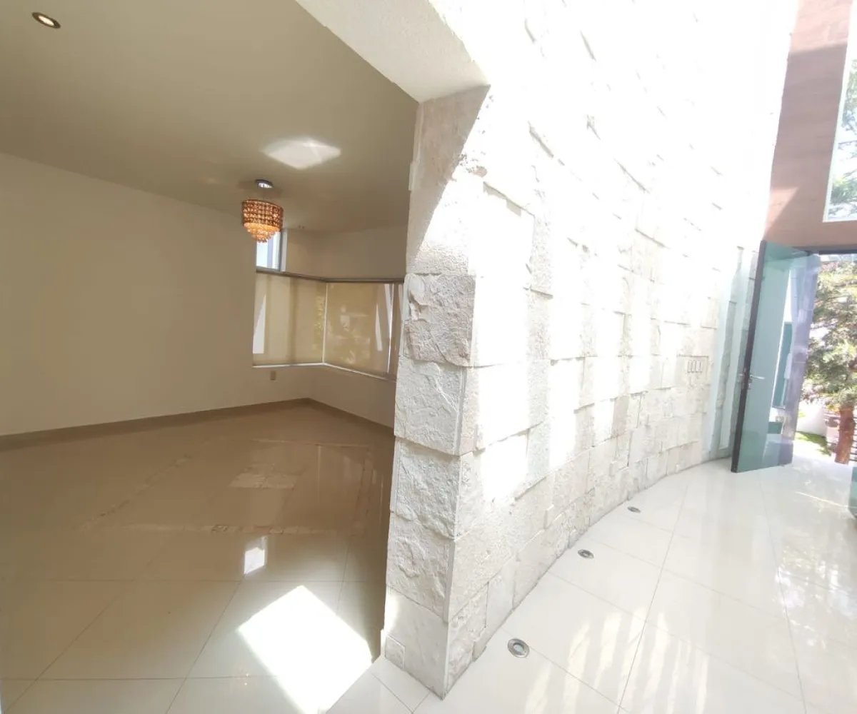 Casa En Renta,Los castaños,Avenida Naciones Unidas 7500 113, Zapopan, Jalisco 45110, 3 Habitaciones,3 Baños,Avenida Naciones Unidas,1,pVfxTcV