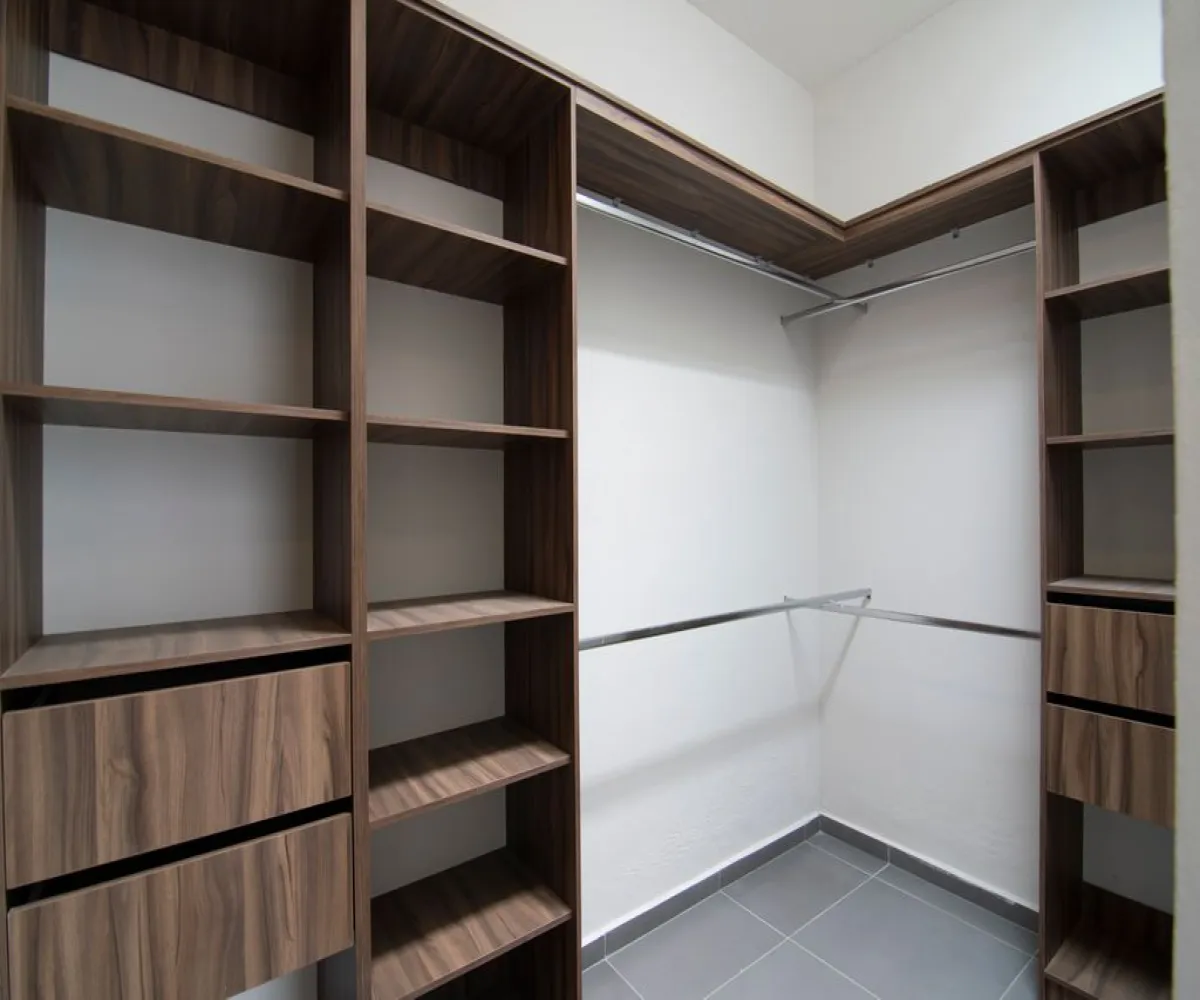 Casa En Venta,Valle del Imperio Galo S/N, Zapopan, Jalisco 45134, 3 Habitaciones,2 Baños,Valle del Imperio Galo,1,pbfDvQ5