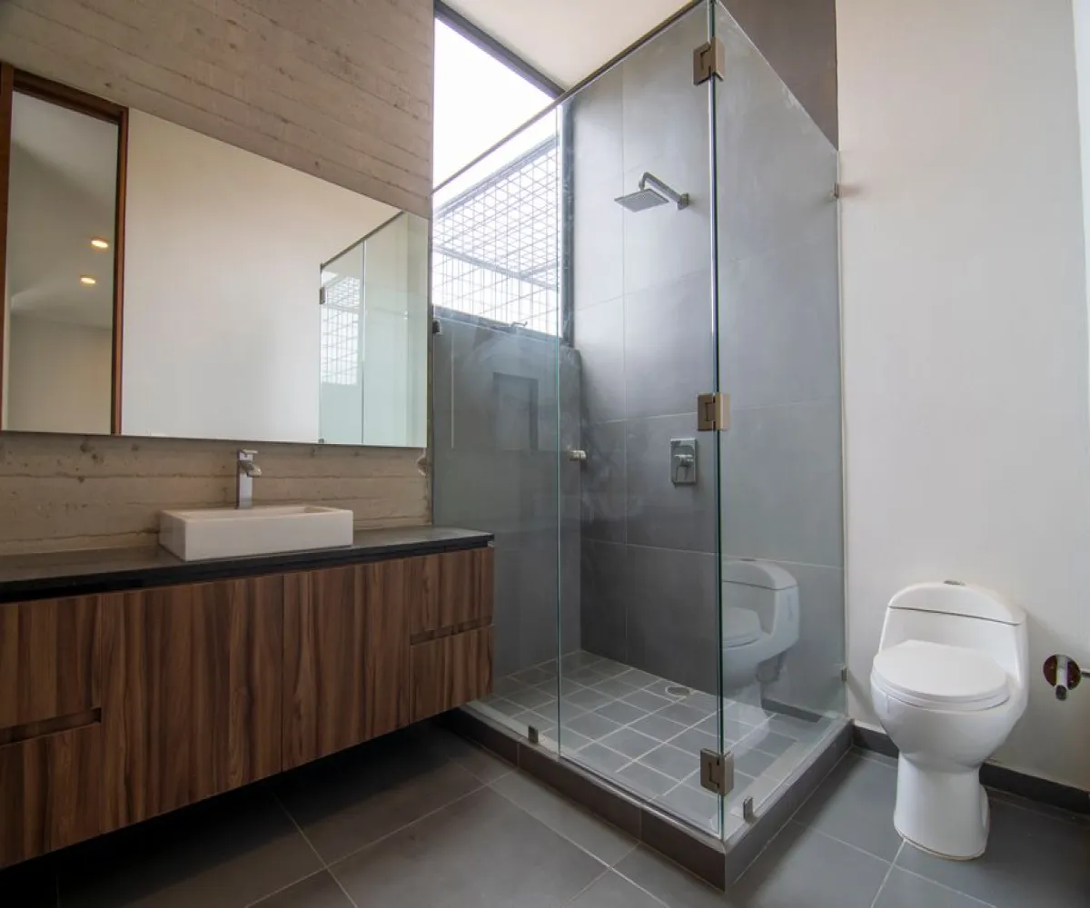 Casa En Venta,Valle del Imperio Galo S/N, Zapopan, Jalisco 45134, 3 Habitaciones,2 Baños,Valle del Imperio Galo,1,pbfDvQ5