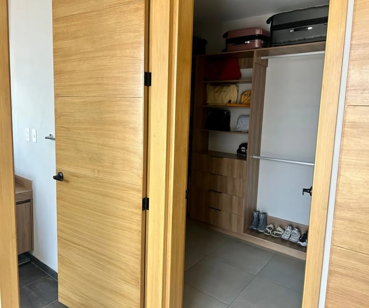 Casa En Venta,Capital Norte,Avenida F 5250 201, Zapopan, Jalisco 45134, 3 Habitaciones,3 Baños,Avenida F,3,pcBMQDA