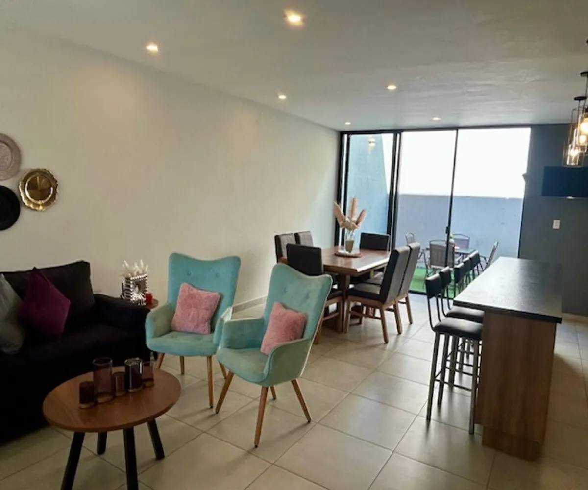 Casa En Venta,Capital Norte,Avenida F 5250 201, Zapopan, Jalisco 45134, 3 Habitaciones,3 Baños,Avenida F,3,pcBMQDA