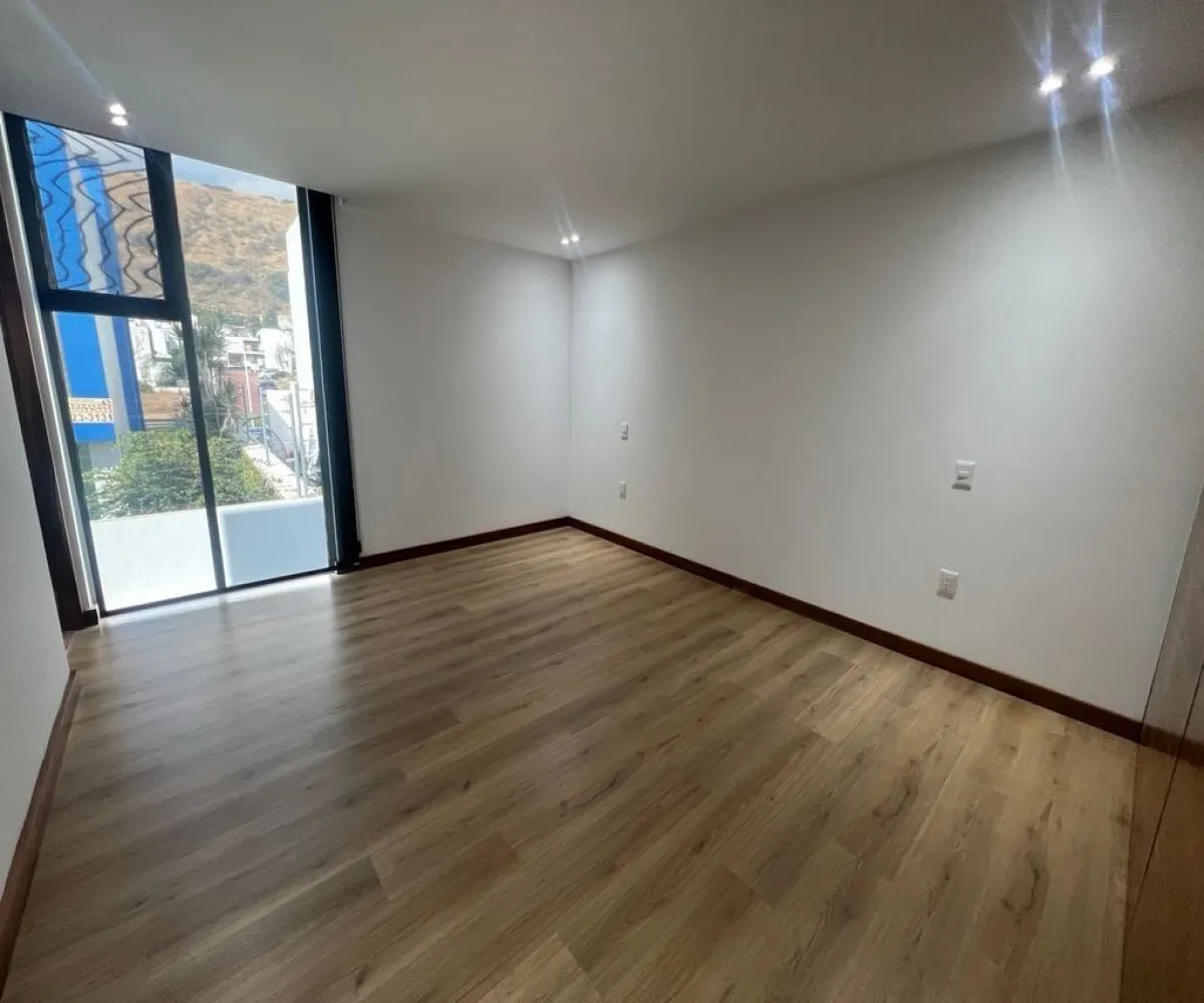 Casa En Venta,Granja Alaada,La Rioja 00, Tlajomulco de Zúñiga, Jalisco 45645, 4 Habitaciones,4 Baños,La Rioja ,1,p51xw9f