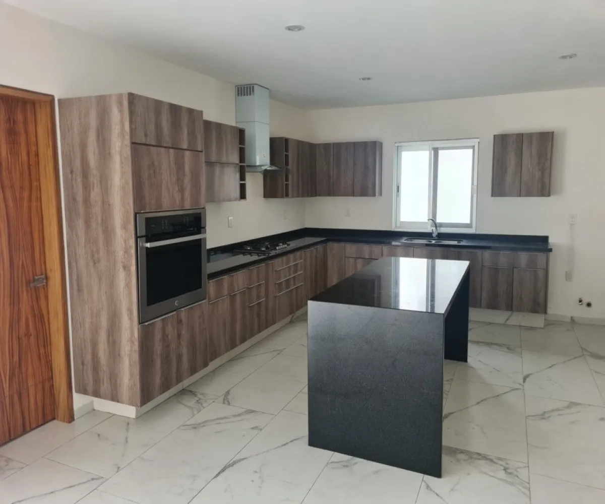 Casa En Renta,Los Gavilanes,San Millán S/N, Tlajomulco de Zúñiga, Jalisco 45645, 3 Habitaciones,4 Baños,San Millán,2,p2cnpI7