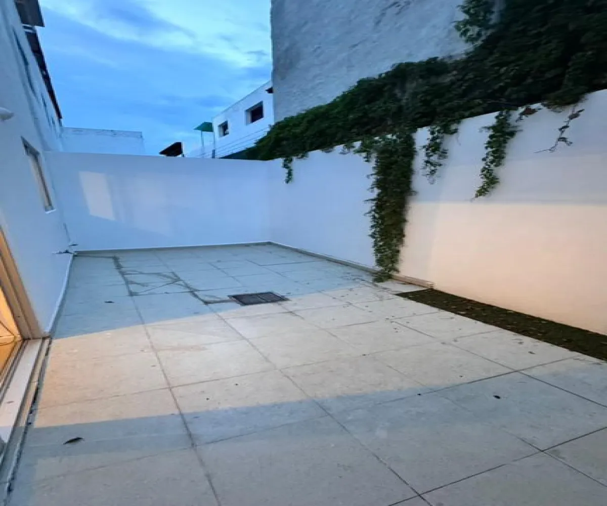 Casa En Venta,Colinas del Rey,Paseo de las cañadas sur 160, Zapopan, Jalisco 45130, 3 Habitaciones,2 Baños,Paseo de las cañadas sur,1,px1yyoq