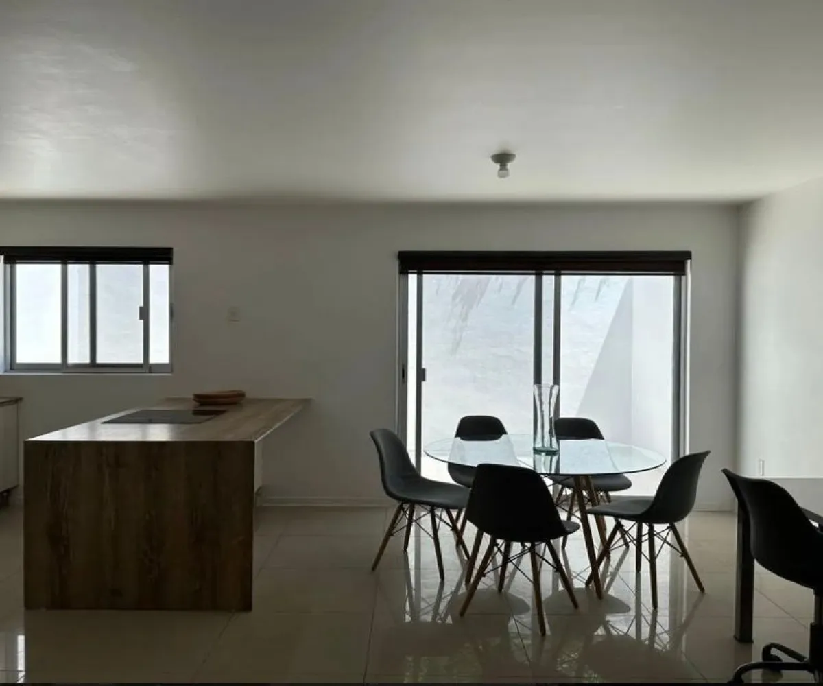 Casa En Venta,Colinas del Rey,Paseo de las cañadas sur 160, Zapopan, Jalisco 45130, 3 Habitaciones,2 Baños,Paseo de las cañadas sur,1,px1yyoq