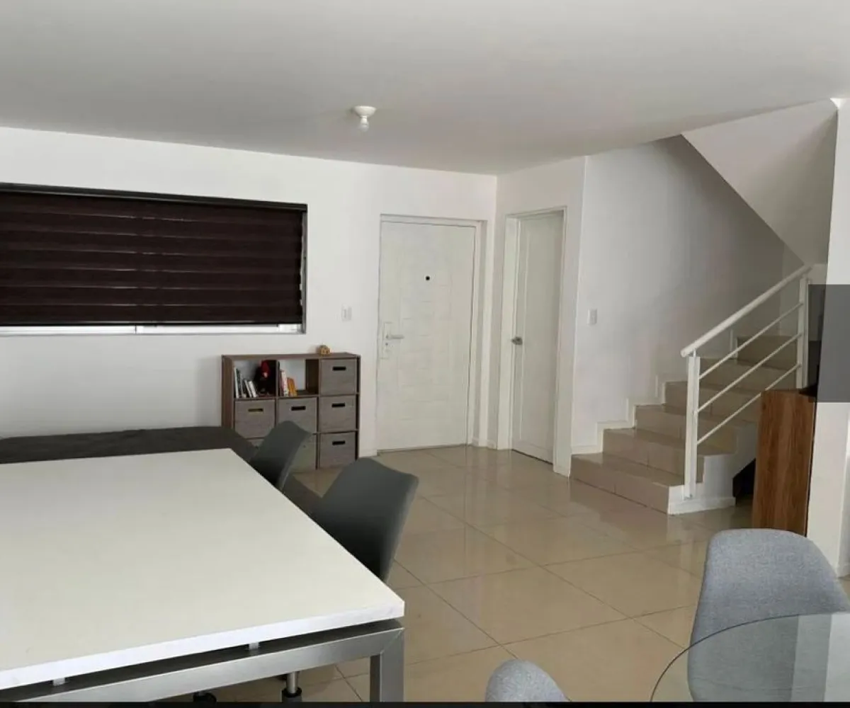 Casa En Venta,Colinas del Rey,Paseo de las cañadas sur 160, Zapopan, Jalisco 45130, 3 Habitaciones,2 Baños,Paseo de las cañadas sur,1,px1yyoq