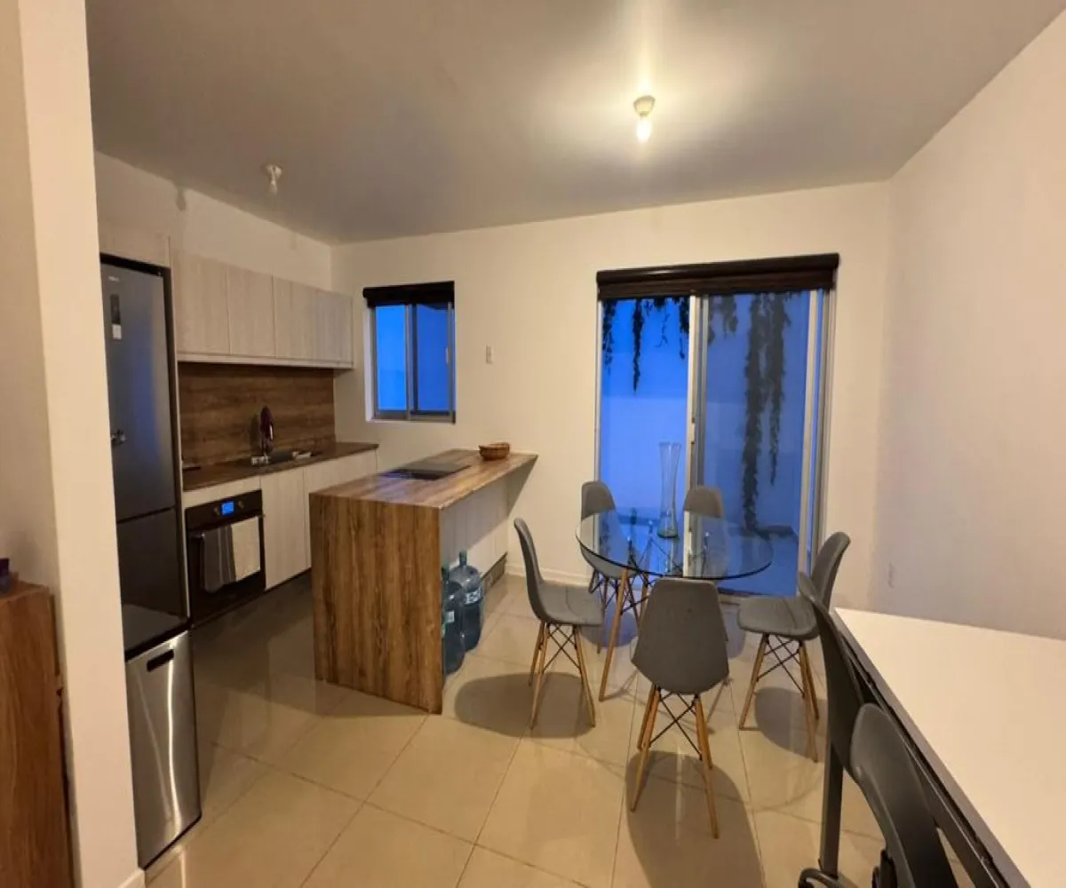 Casa En Venta,Colinas del Rey,Paseo de las cañadas sur 160, Zapopan, Jalisco 45130, 3 Habitaciones,2 Baños,Paseo de las cañadas sur,1,px1yyoq