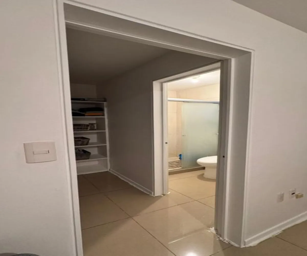 Casa En Venta,Colinas del Rey,Paseo de las cañadas sur 160, Zapopan, Jalisco 45130, 3 Habitaciones,2 Baños,Paseo de las cañadas sur,1,px1yyoq