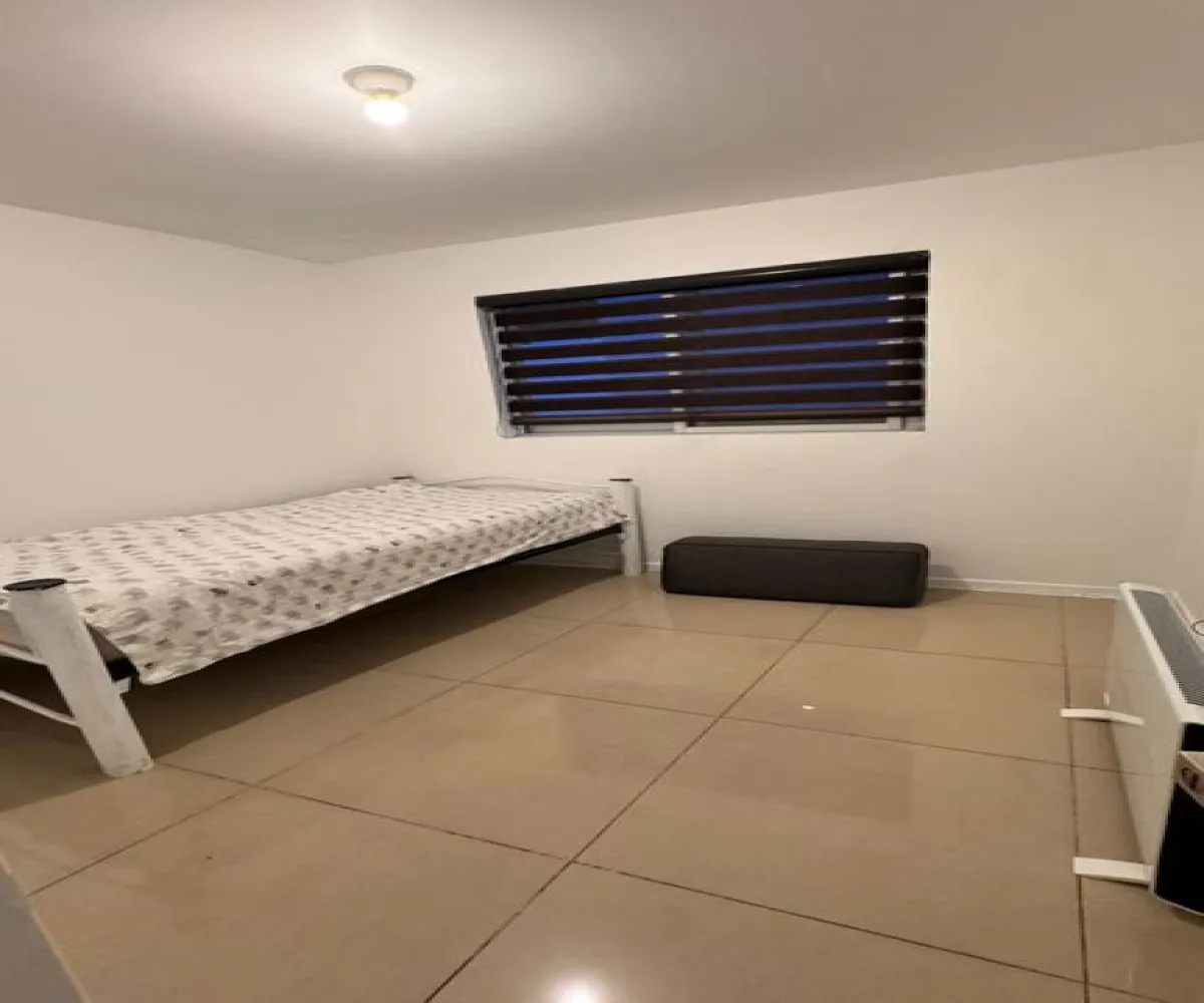 Casa En Venta,Colinas del Rey,Paseo de las cañadas sur 160, Zapopan, Jalisco 45130, 3 Habitaciones,2 Baños,Paseo de las cañadas sur,1,px1yyoq