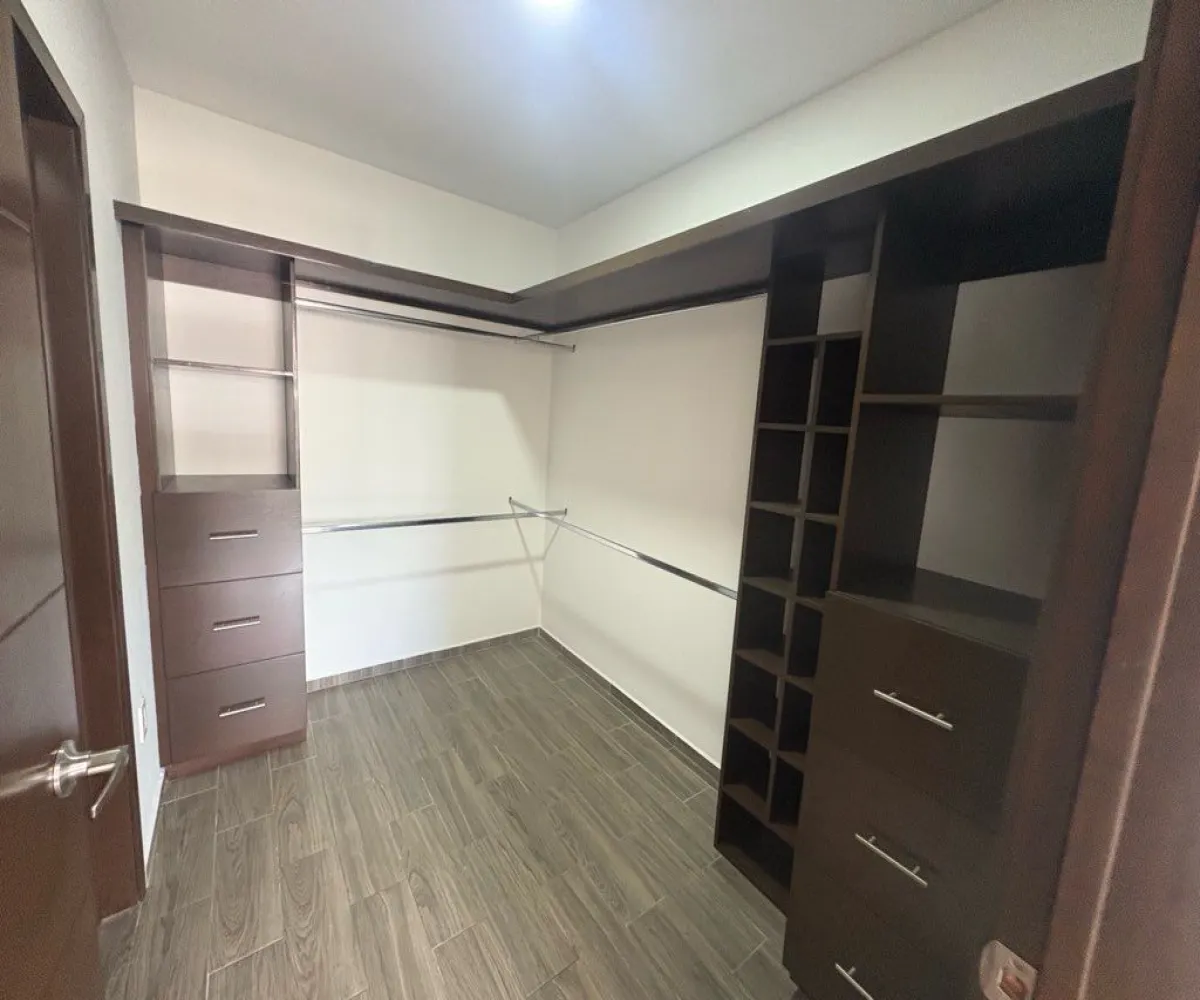 Casa En Venta,Zapopan,Paseo Solares 641, Zapopan, Jalisco 45134, 4 Habitaciones,5 Baños,Paseo Solares ,1,pLv7bVM