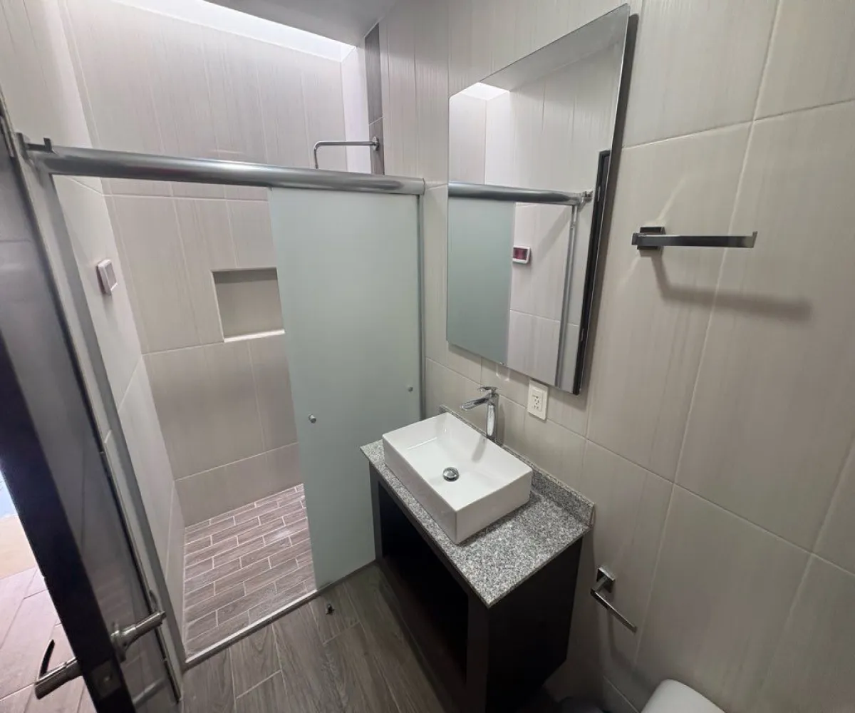 Casa En Venta,Zapopan,Paseo Solares 641, Zapopan, Jalisco 45134, 4 Habitaciones,5 Baños,Paseo Solares ,1,pLv7bVM