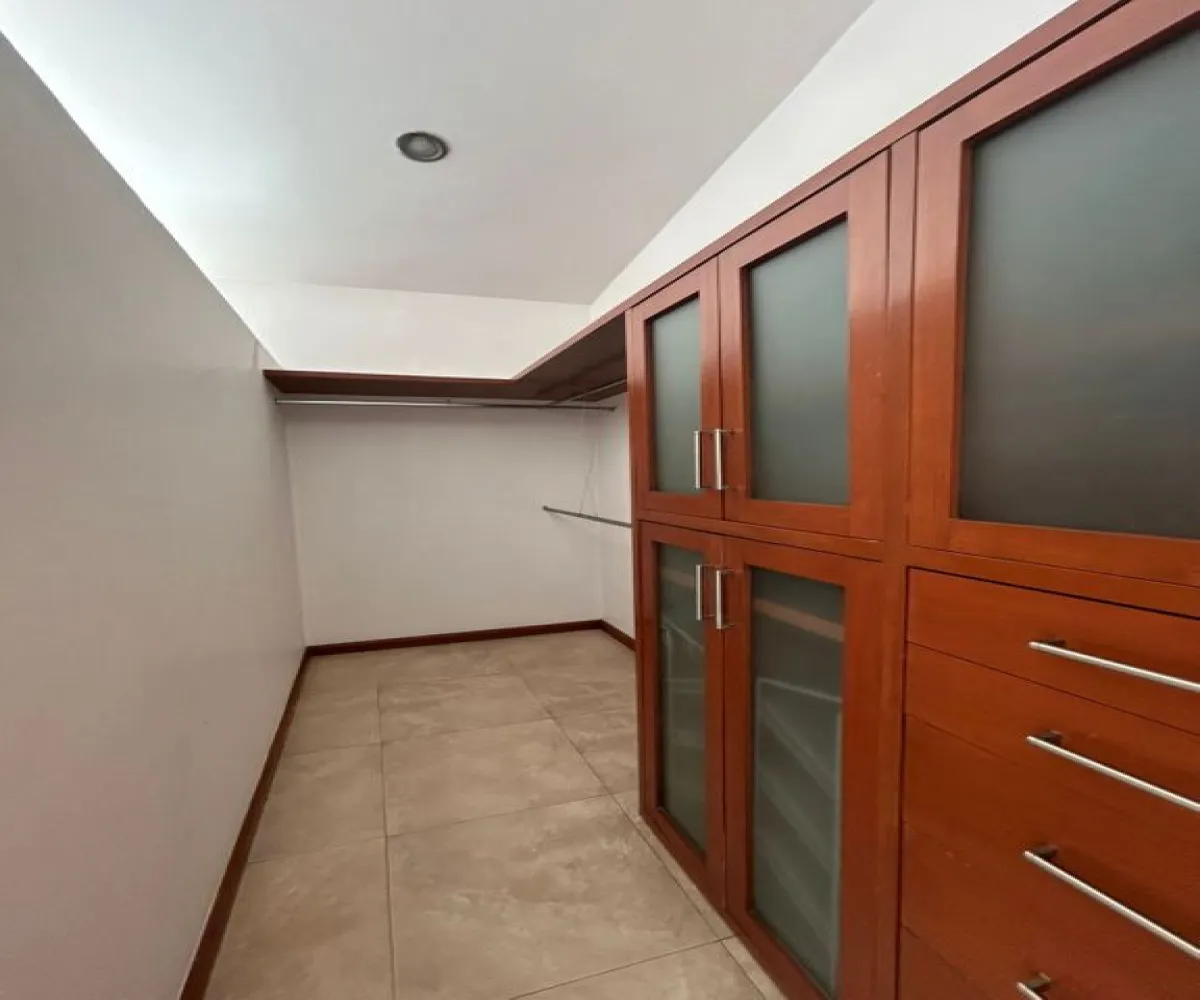 Casa En Venta,La Tijera,Tenerife 154, Tlajomulco de Zúñiga, Jalisco 45645, 3 Habitaciones,2 Baños,Tenerife,1,pz6FFqO