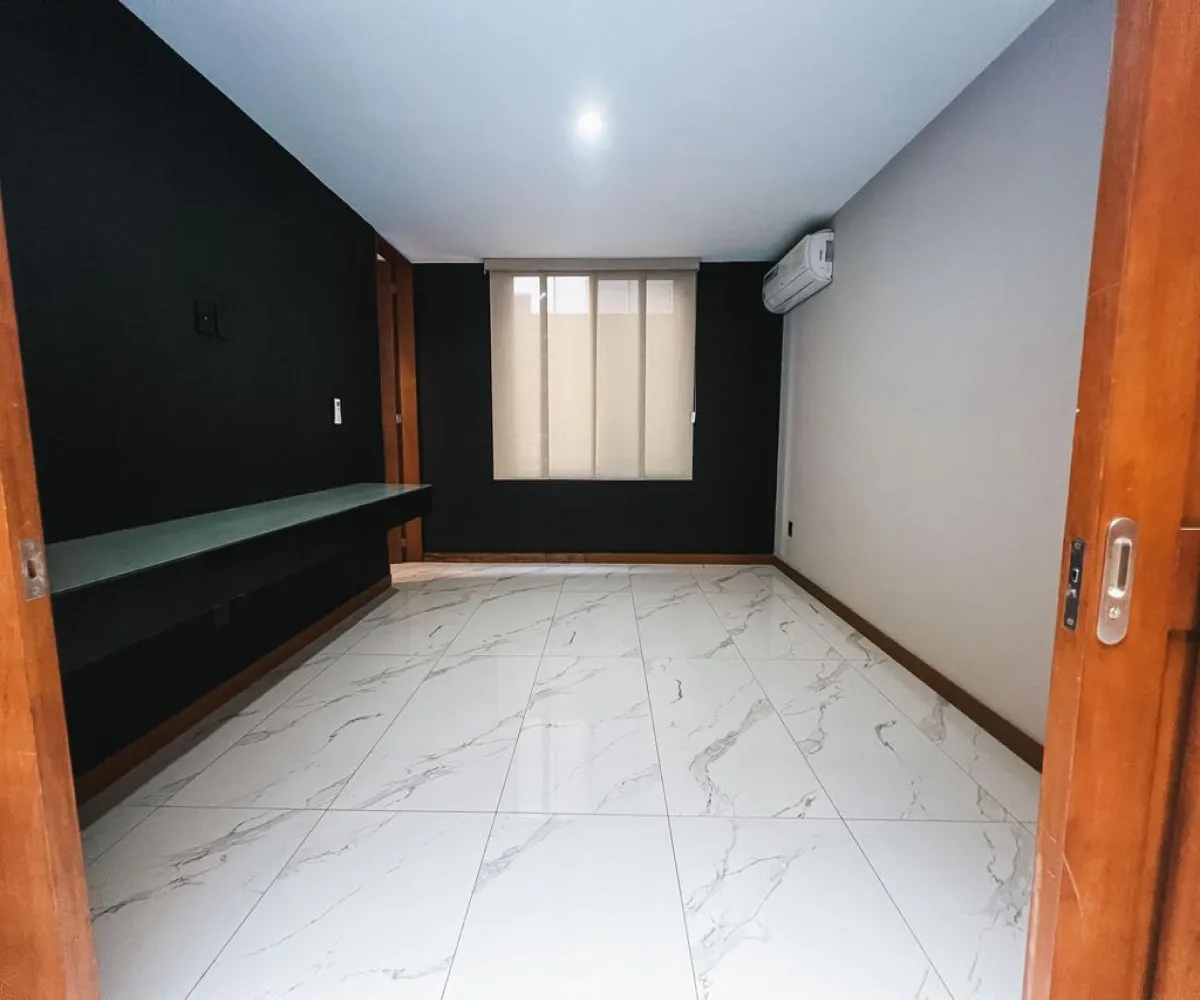 Casa En Venta,Los Gavilanes ,Avenida López Mateos Sur 5550, Tlajomulco de Zúñiga, Jalisco 45645, 4 Habitaciones,7 Baños,Avenida López Mateos Sur,3,pD9xVKd