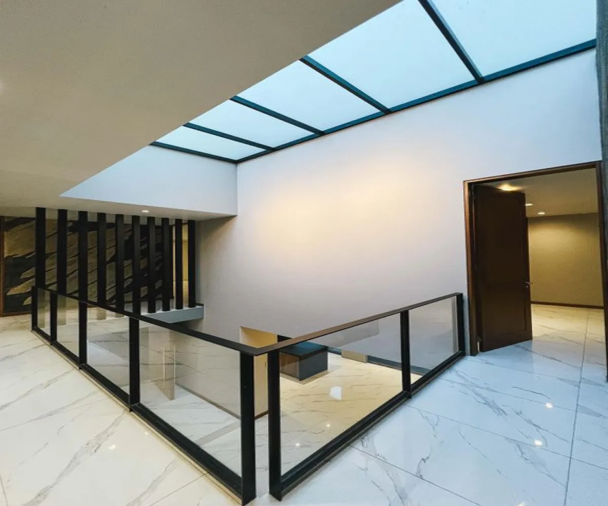 Casa En Venta,Los Gavilanes ,Avenida López Mateos Sur 5550, Tlajomulco de Zúñiga, Jalisco 45645, 4 Habitaciones,7 Baños,Avenida López Mateos Sur,3,pD9xVKd