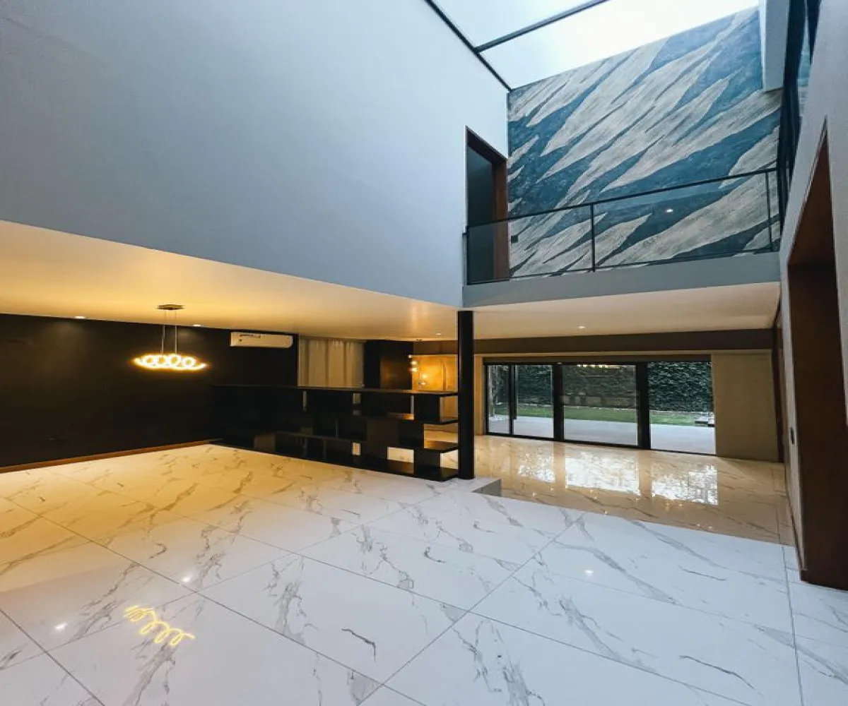 Casa En Venta,Los Gavilanes ,Avenida López Mateos Sur 5550, Tlajomulco de Zúñiga, Jalisco 45645, 4 Habitaciones,7 Baños,Avenida López Mateos Sur,3,pD9xVKd