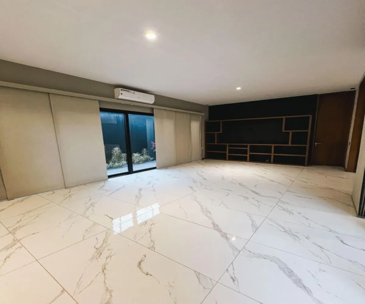 Casa En Venta,Los Gavilanes ,Avenida López Mateos Sur 5550, Tlajomulco de Zúñiga, Jalisco 45645, 4 Habitaciones,7 Baños,Avenida López Mateos Sur,3,pD9xVKd