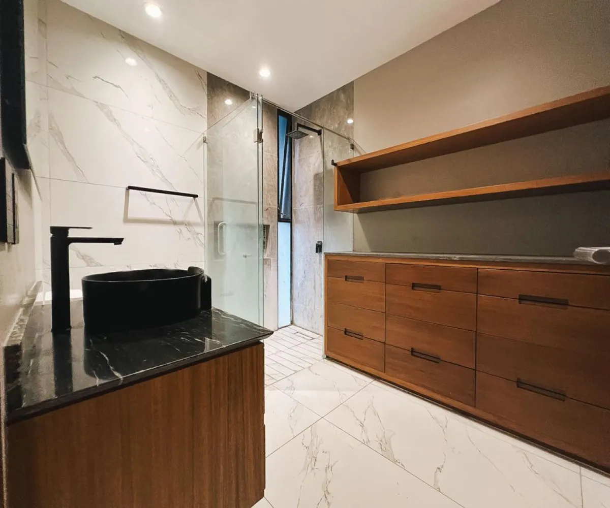 Casa En Venta,Los Gavilanes ,Avenida López Mateos Sur 5550, Tlajomulco de Zúñiga, Jalisco 45645, 4 Habitaciones,7 Baños,Avenida López Mateos Sur,3,pD9xVKd